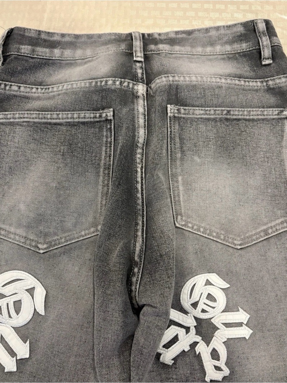 GUAPI Distressed Skinny Jeans Gray Denim Embroidered Logo Streetwear Men's 28 - Picture 5 of 11